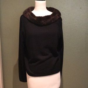 Detachable brown fur collar sweater top